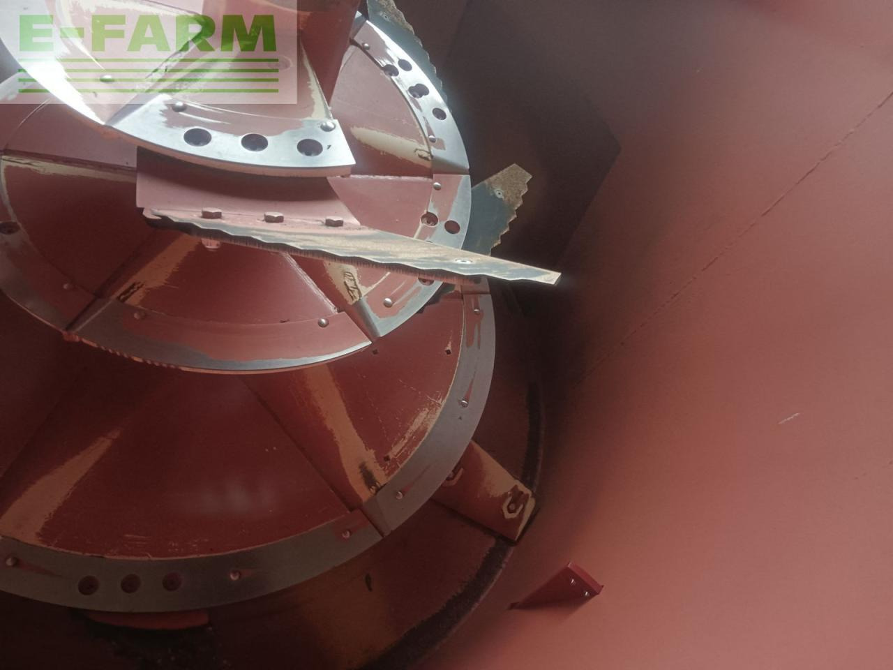 Strautmann verti - mix 1251 - Peralatan ternak: gambar 5 Strautmann verti - mix 1251 - Peralatan ternak: gambar 5