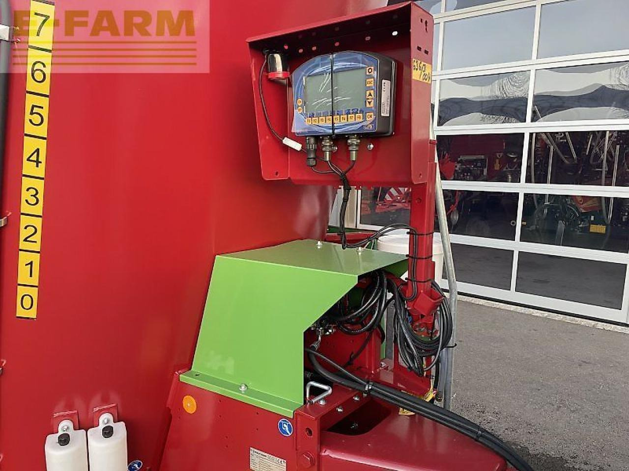 Strautmann verti-mix 1500 double k - Peralatan ternak: gambar 2 Strautmann verti-mix 1500 double k - Peralatan ternak: gambar 2