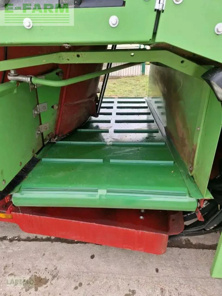 Strautmann verti-mix 1702 double sf - Peralatan ternak: gambar 4 Strautmann verti-mix 1702 double sf - Peralatan ternak: gambar 4