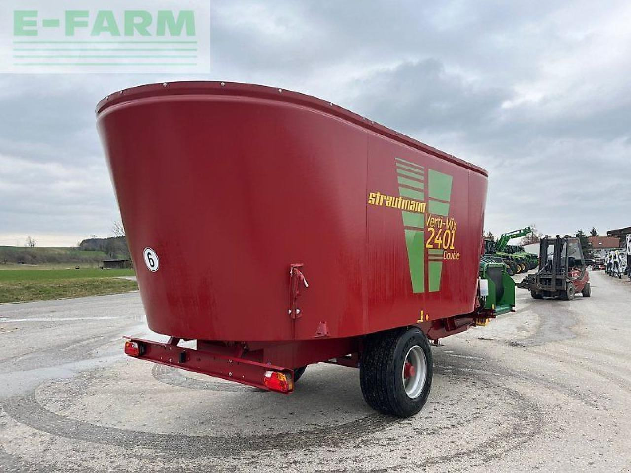 Strautmann verti mix 2401 double - Peralatan ternak: gambar 2 Strautmann verti mix 2401 double - Peralatan ternak: gambar 2