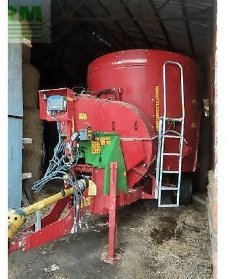 Strautmann vertimix 1401 - Peralatan ternak: gambar 1 Strautmann vertimix 1401 - Peralatan ternak: gambar 1