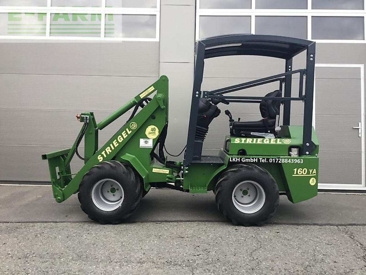 Striegel 160 ya - Ekskavator mini: gambar 1 Striegel 160 ya - Ekskavator mini: gambar 1