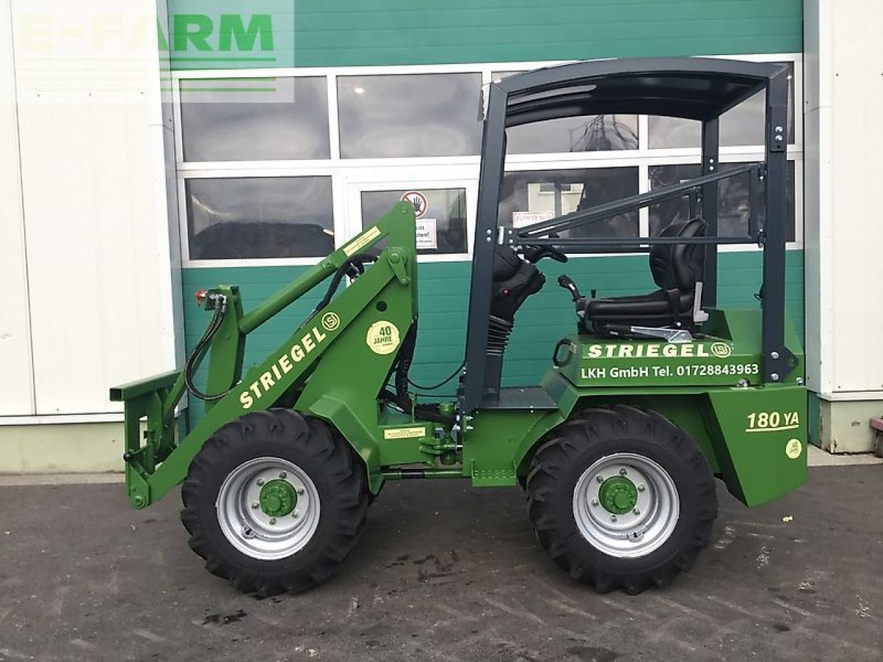 Striegel 180 ya - Ekskavator mini: gambar 1 Striegel 180 ya - Ekskavator mini: gambar 1