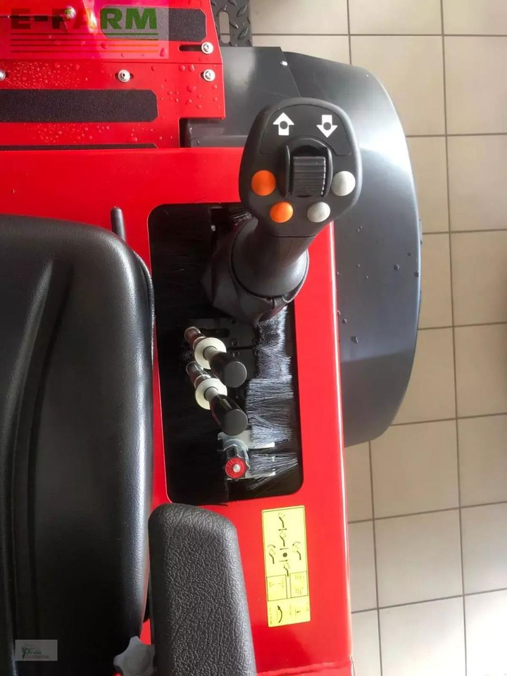 Thaler 2838 s - Wheel loader: gambar 4 Thaler 2838 s - Wheel loader: gambar 4