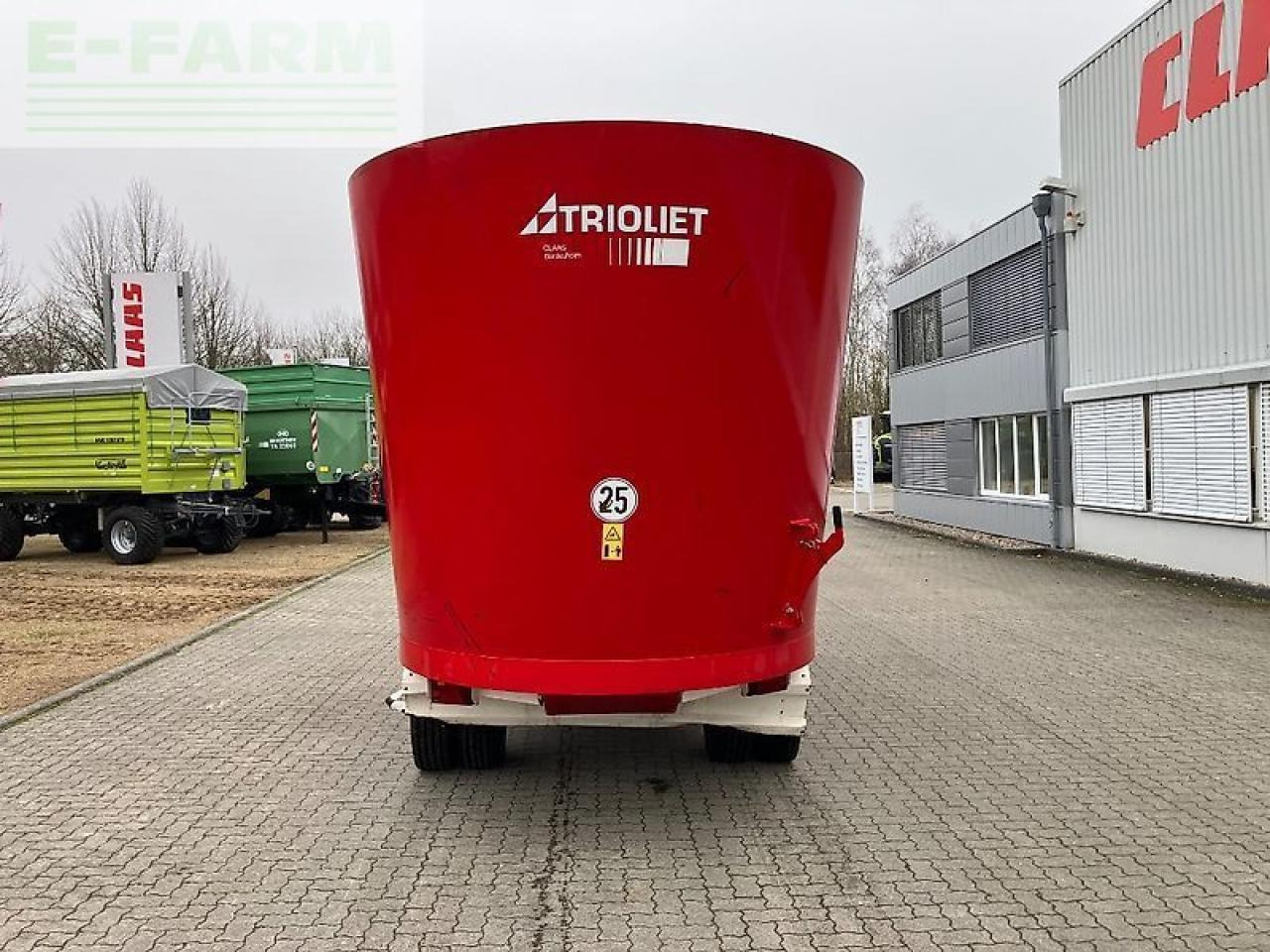 Trioliet solomix 2/2400 vlh-b - Peralatan ternak: gambar 4 Trioliet solomix 2/2400 vlh-b - Peralatan ternak: gambar 4