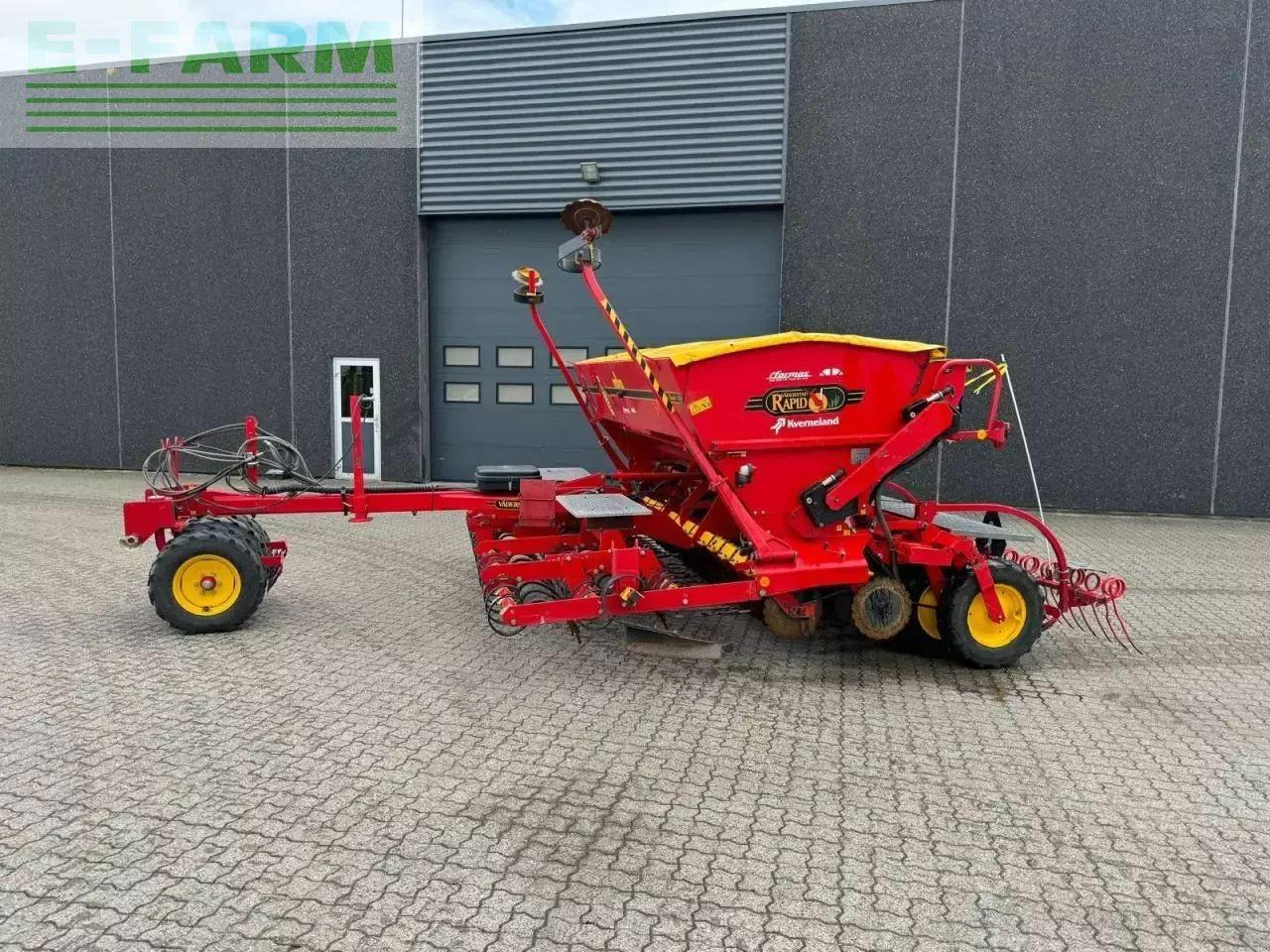 Väderstad rapid 400c - Menggabungkan bor benih: gambar 1 Väderstad rapid 400c - Menggabungkan bor benih: gambar 1