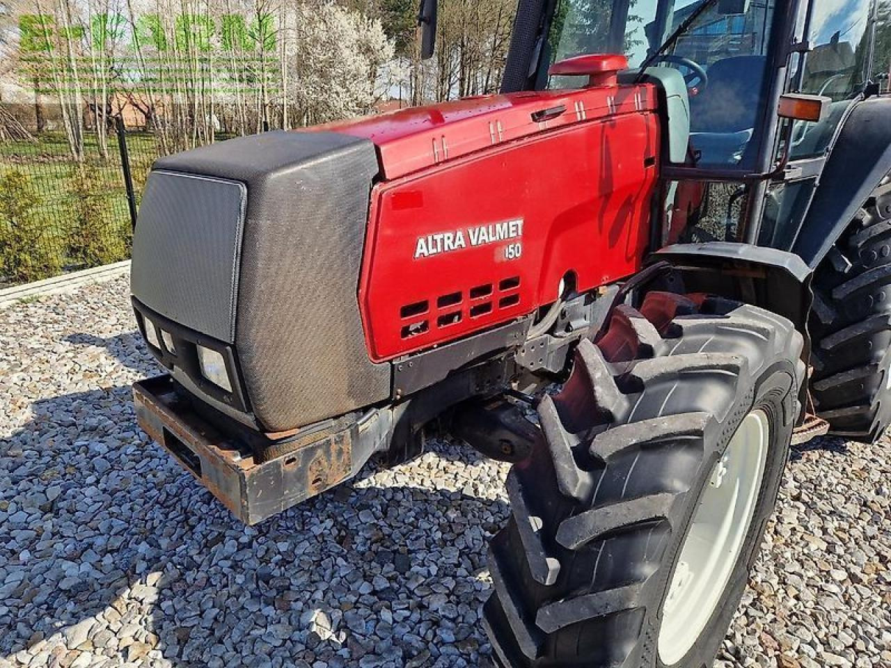 Valtra 8050 hitech HiTech - Traktor: gambar 2 Valtra 8050 hitech HiTech - Traktor: gambar 2