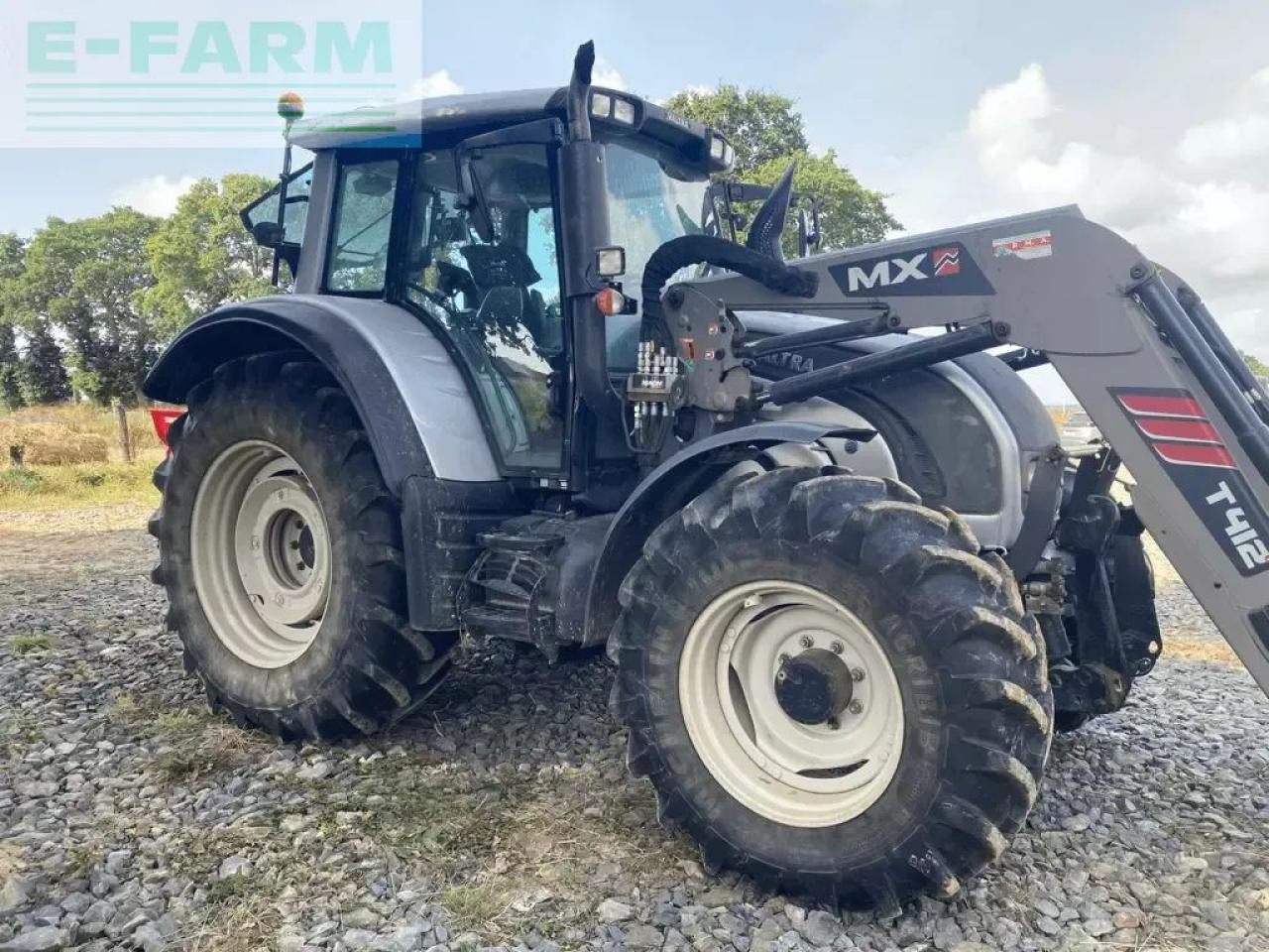 Valtra n 142 - Traktor: gambar 1 Valtra n 142 - Traktor: gambar 1