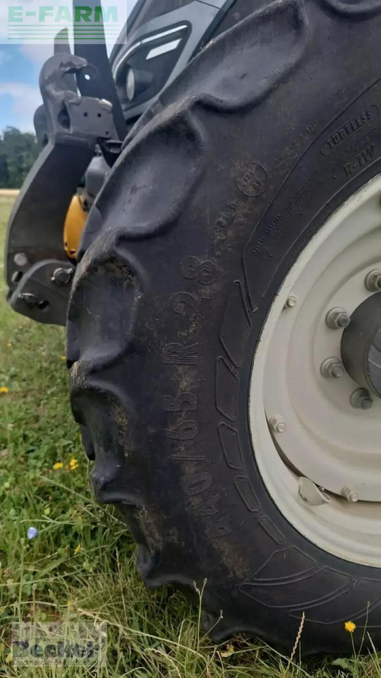 Traktor Valtra n 154 activ: gambar 12