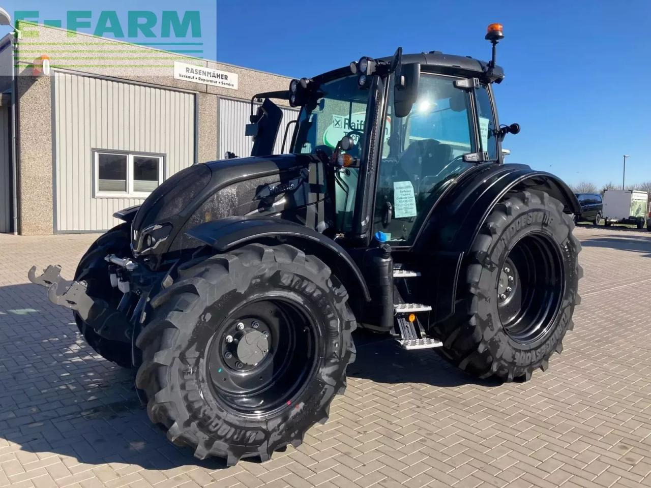 Valtra n 155ea - Traktor: gambar 2 Valtra n 155ea - Traktor: gambar 2