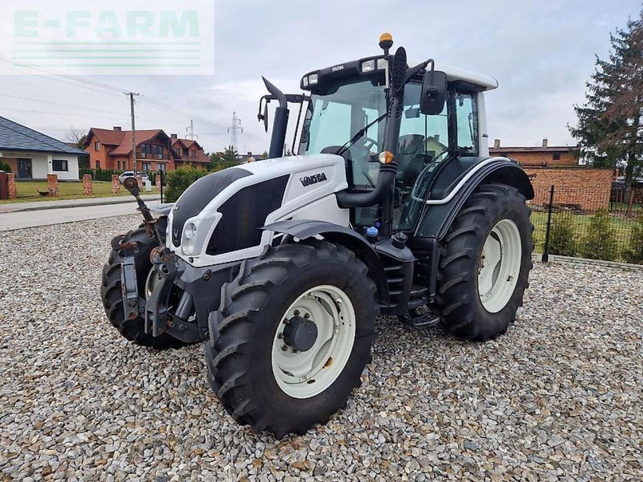 Valtra n103.4 h5 - Traktor: gambar 5 Valtra n103.4 h5 - Traktor: gambar 5