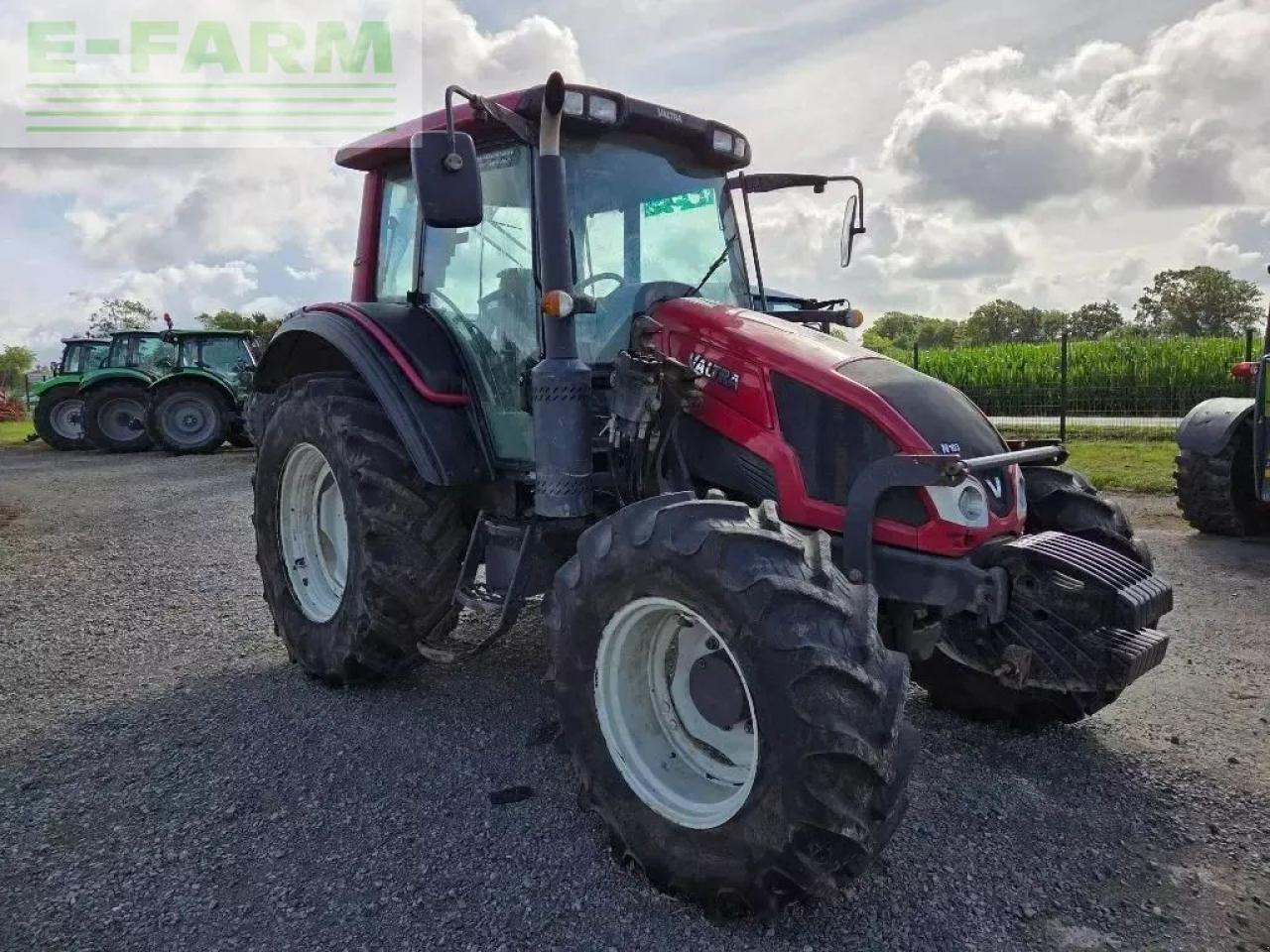 Valtra n103 - Traktor: gambar 2 Valtra n103 - Traktor: gambar 2