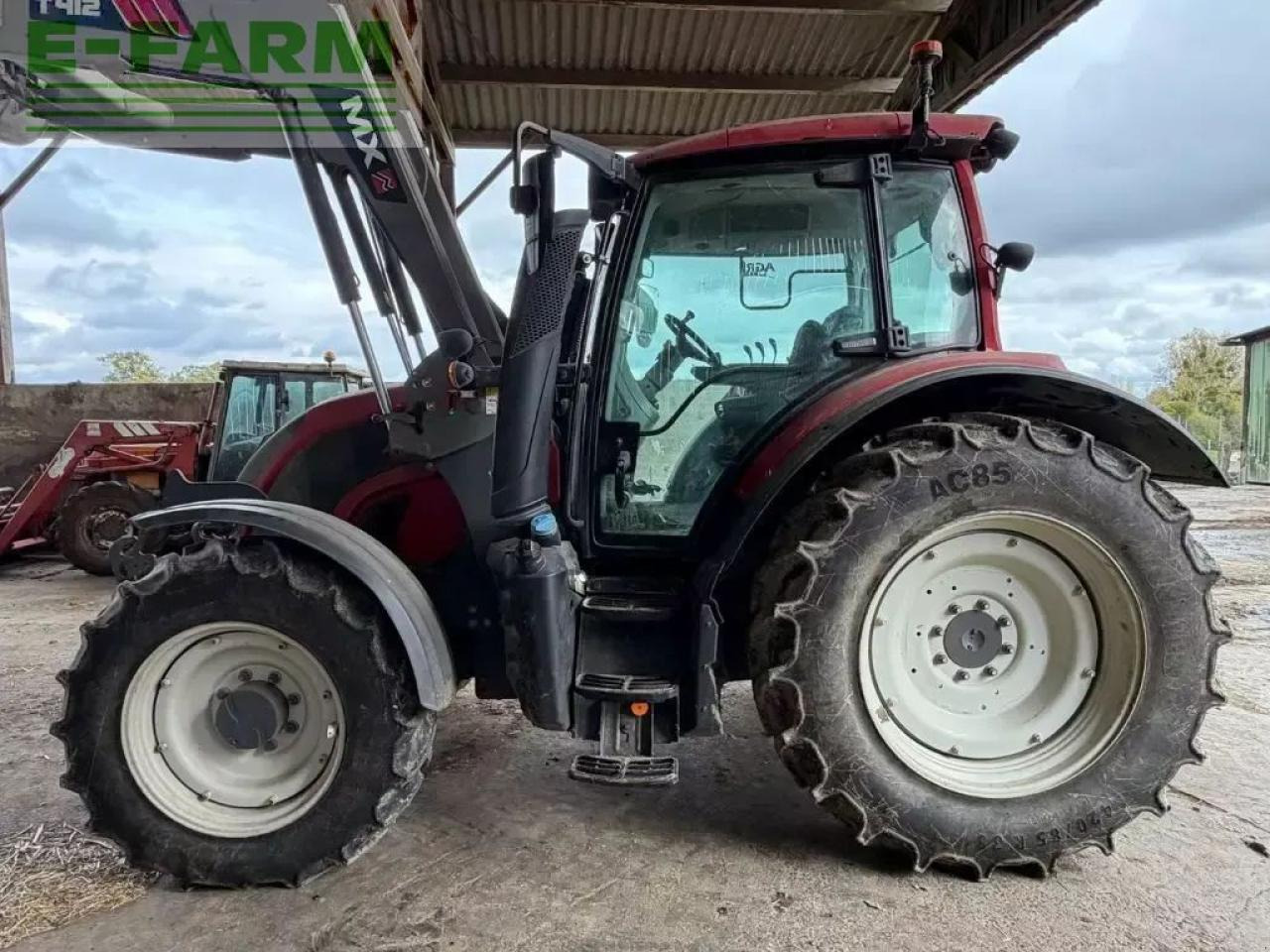 Valtra n104h5 - Traktor: gambar 1 Valtra n104h5 - Traktor: gambar 1