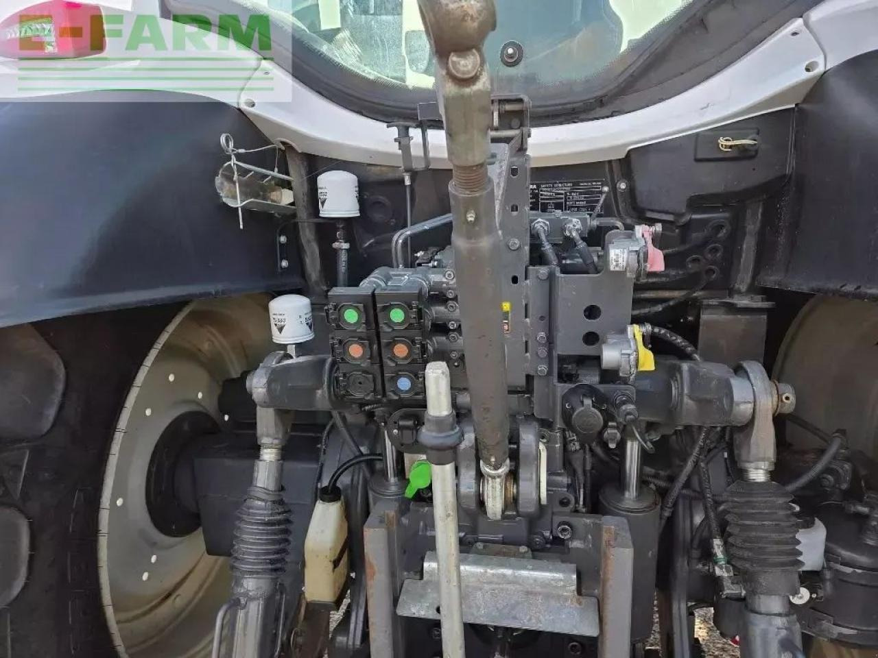 Valtra n124 hitech h5 HiTech - Traktor: gambar 4 Valtra n124 hitech h5 HiTech - Traktor: gambar 4