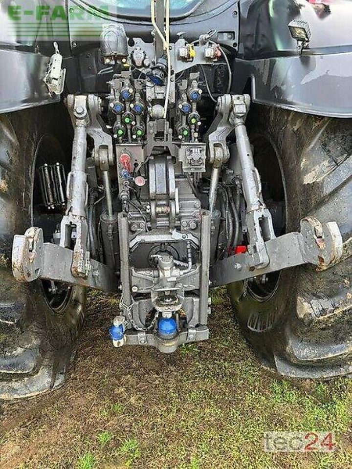 Valtra q305 - Traktor: gambar 4 Valtra q305 - Traktor: gambar 4