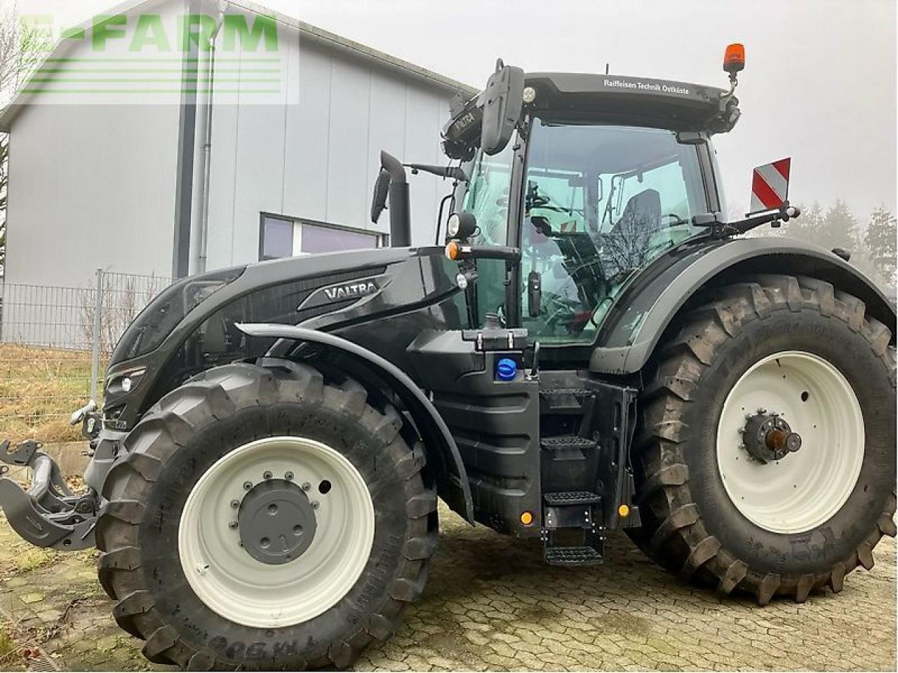 Valtra s324 smarttouch mr19 - Traktor: gambar 2 Valtra s324 smarttouch mr19 - Traktor: gambar 2
