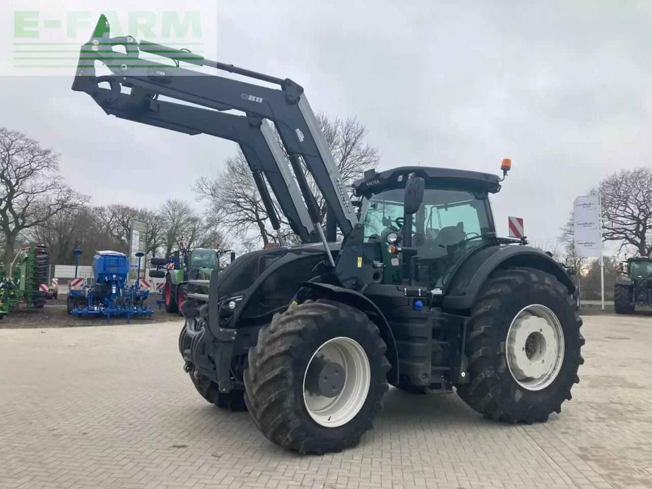 Valtra s374 smarttouch - Traktor: gambar 2 Valtra s374 smarttouch - Traktor: gambar 2
