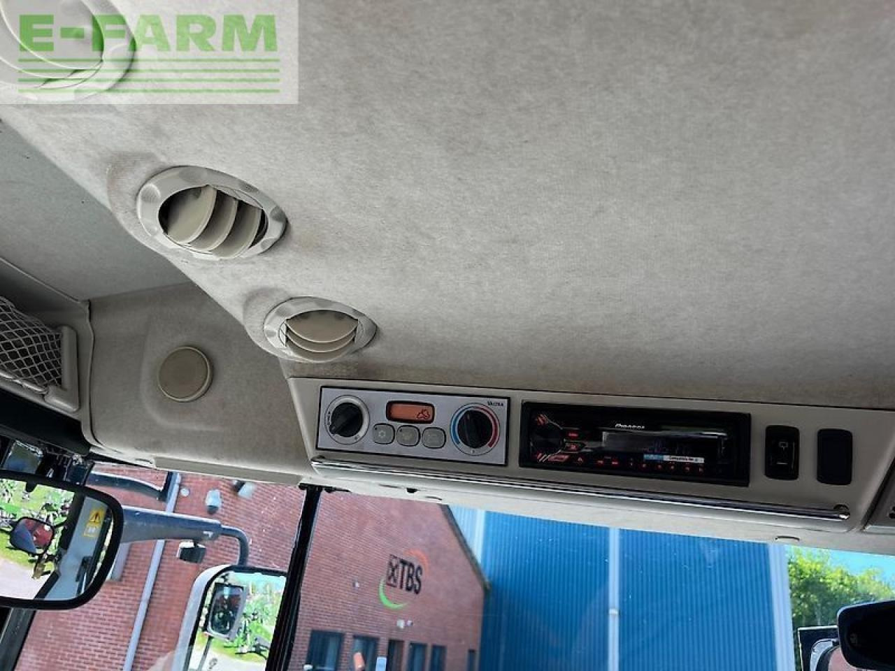 Traktor Valtra s394: gambar 11