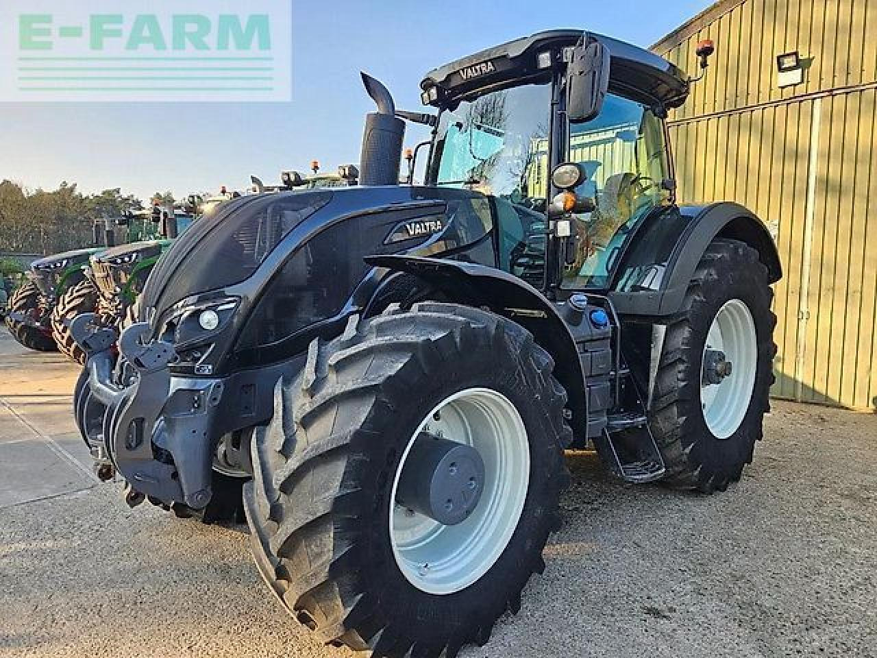 Valtra s394 smarttouch twintrac s274 s294 s324 s354 s374 fendt agco - Traktor: gambar 3 Valtra s394 smarttouch twintrac s274 s294 s324 s354 s374 fendt agco - Traktor: gambar 3