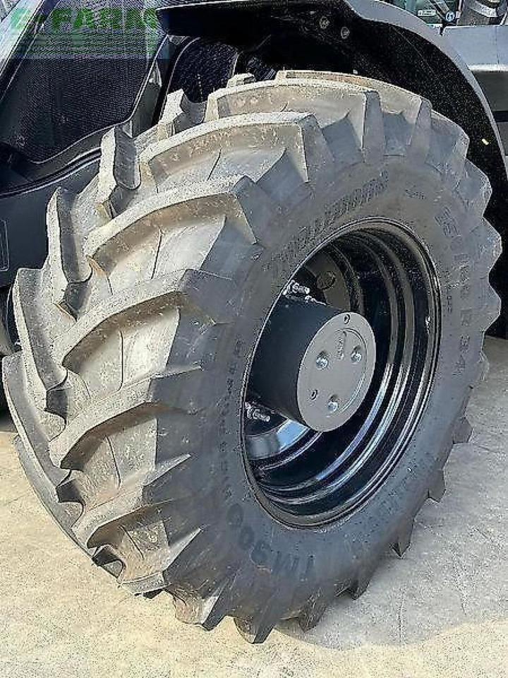 Valtra s396 unlimited - Traktor: gambar 5 Valtra s396 unlimited - Traktor: gambar 5