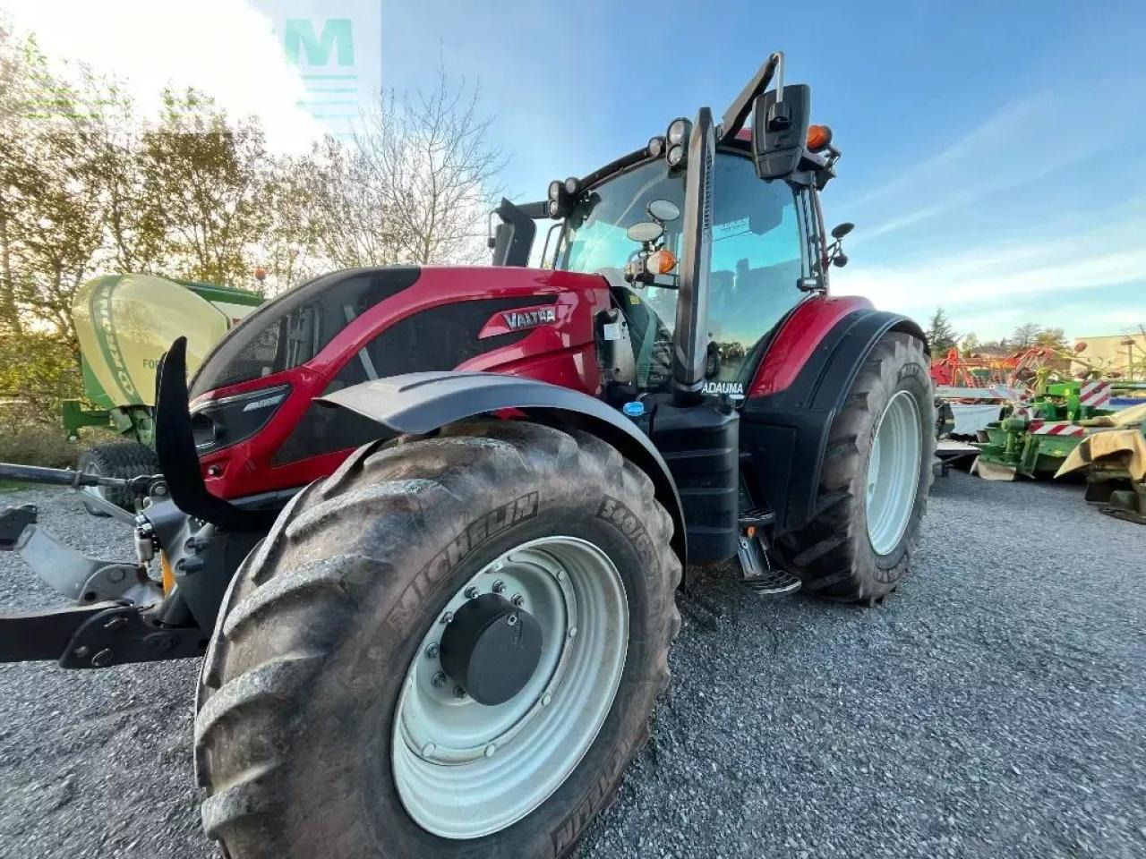 Valtra t 214 direct smarttouch Direct - Traktor: gambar 1 Valtra t 214 direct smarttouch Direct - Traktor: gambar 1