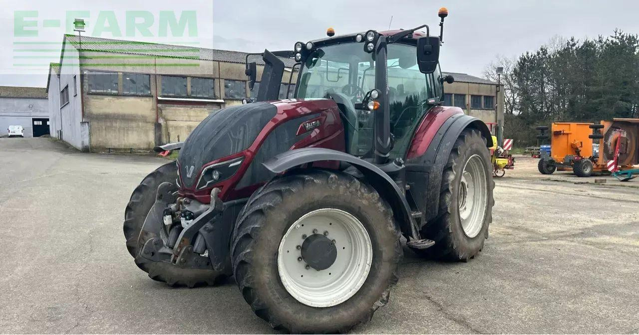 Valtra t 214 v smarttouch - Traktor: gambar 3 Valtra t 214 v smarttouch - Traktor: gambar 3