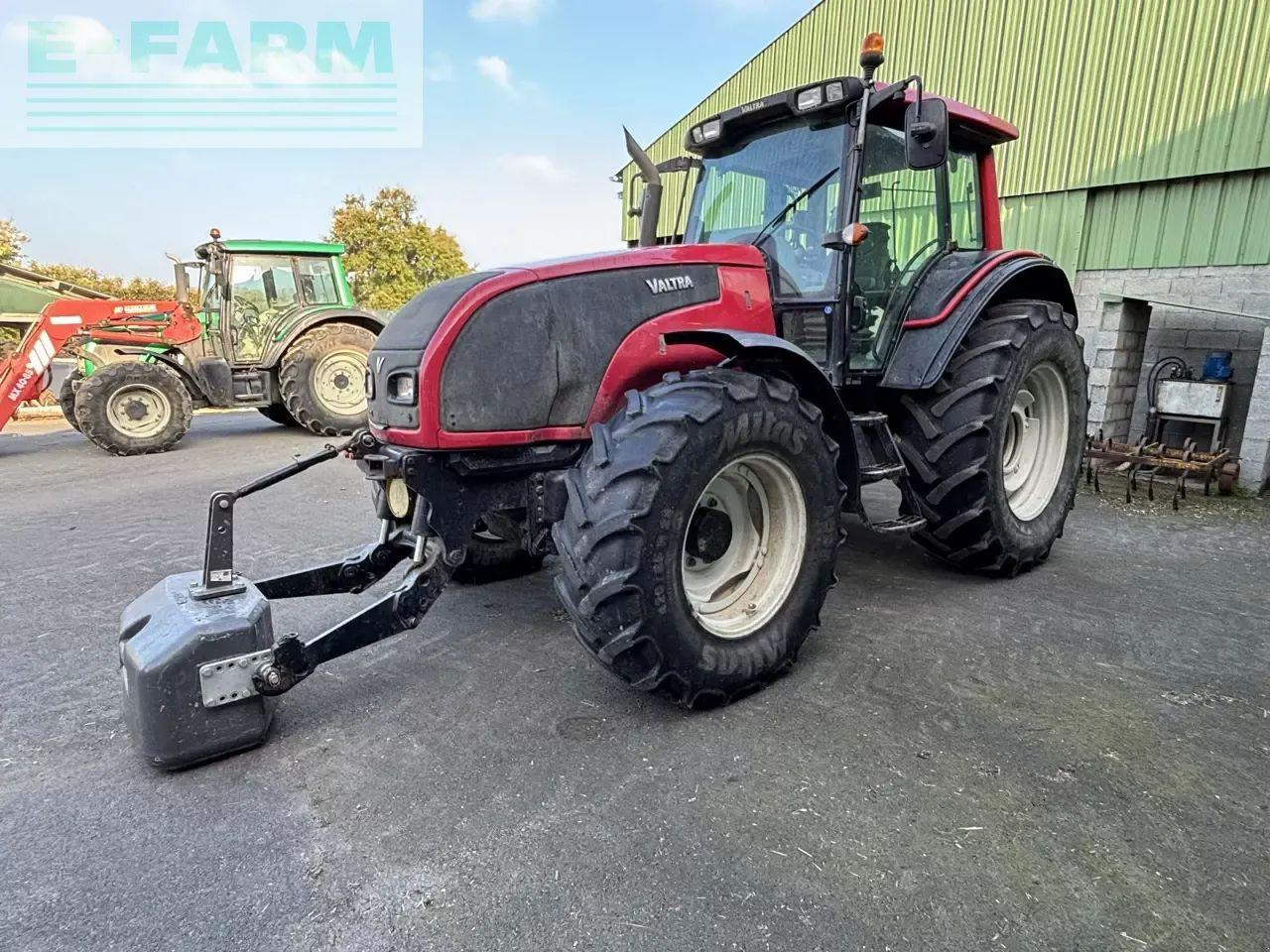 Valtra t121 hitech HiTech - Traktor: gambar 2 Valtra t121 hitech HiTech - Traktor: gambar 2