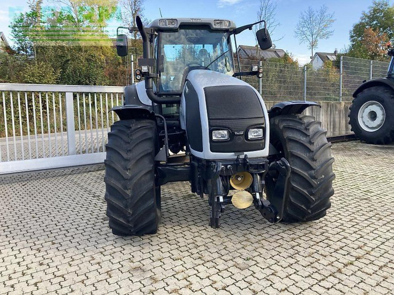 Valtra t170 - Traktor: gambar 4 Valtra t170 - Traktor: gambar 4