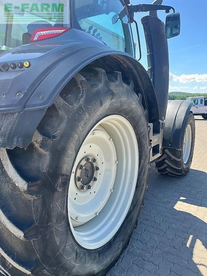 Valtra t174es - Traktor: gambar 3 Valtra t174es - Traktor: gambar 3