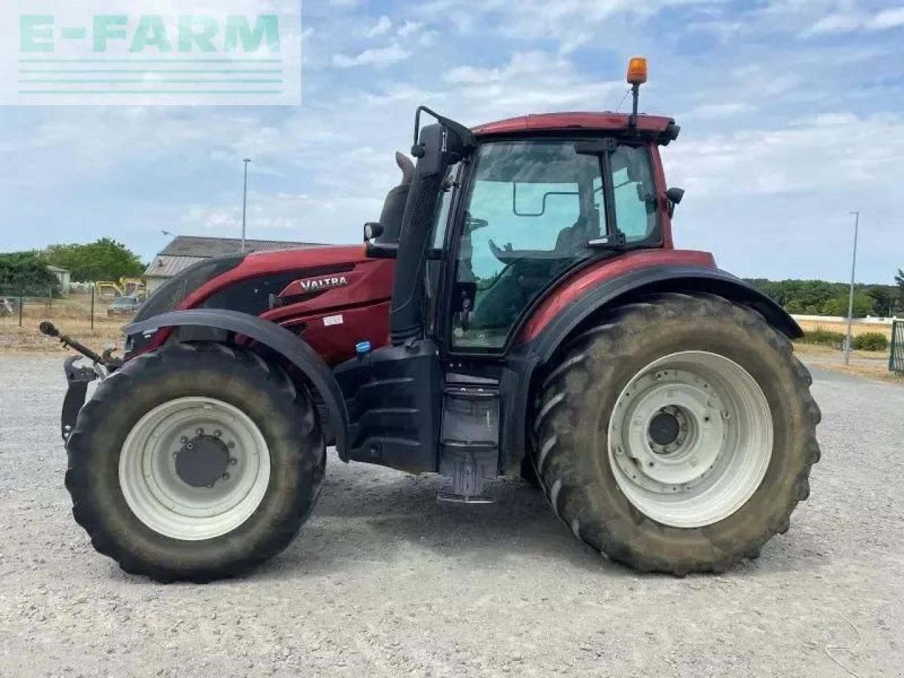 Valtra t194 - Traktor: gambar 2 Valtra t194 - Traktor: gambar 2
