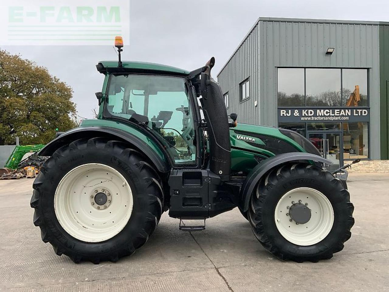 Valtra t194 direct tractor (st224916) Direct - Traktor: gambar 1 Valtra t194 direct tractor (st224916) Direct - Traktor: gambar 1