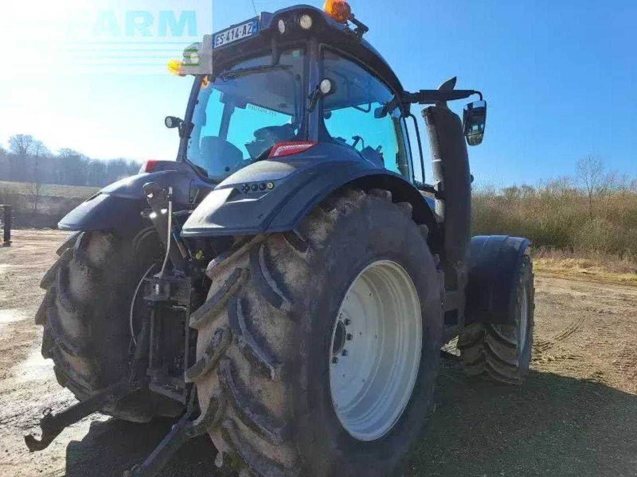 Valtra t214 - Traktor: gambar 4 Valtra t214 - Traktor: gambar 4