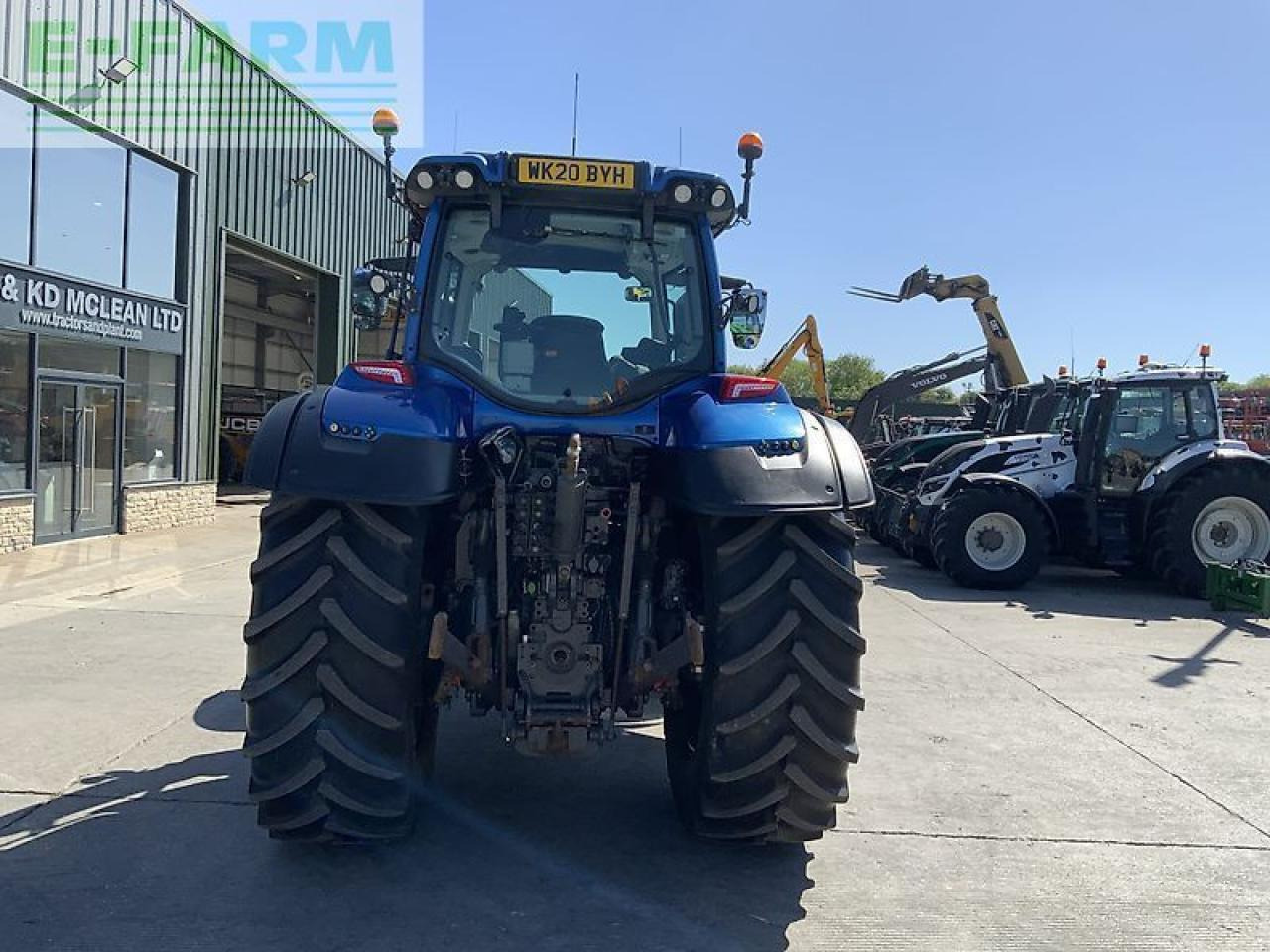 Traktor Valtra t234 direct twin track reverse drive tractor (st23213) Direct: gambar 7