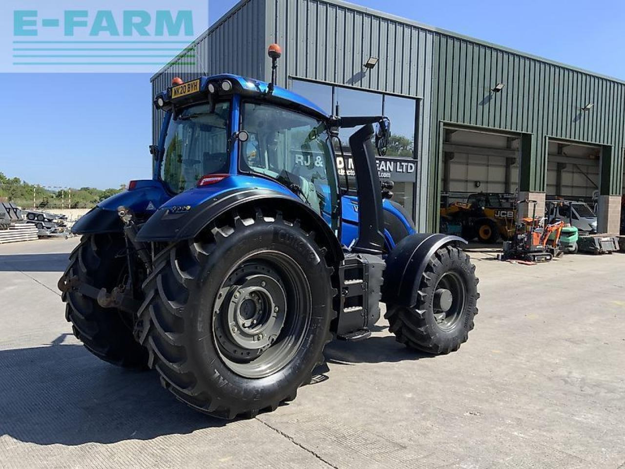 Traktor Valtra t234 direct twin track reverse drive tractor (st23213) Direct: gambar 8