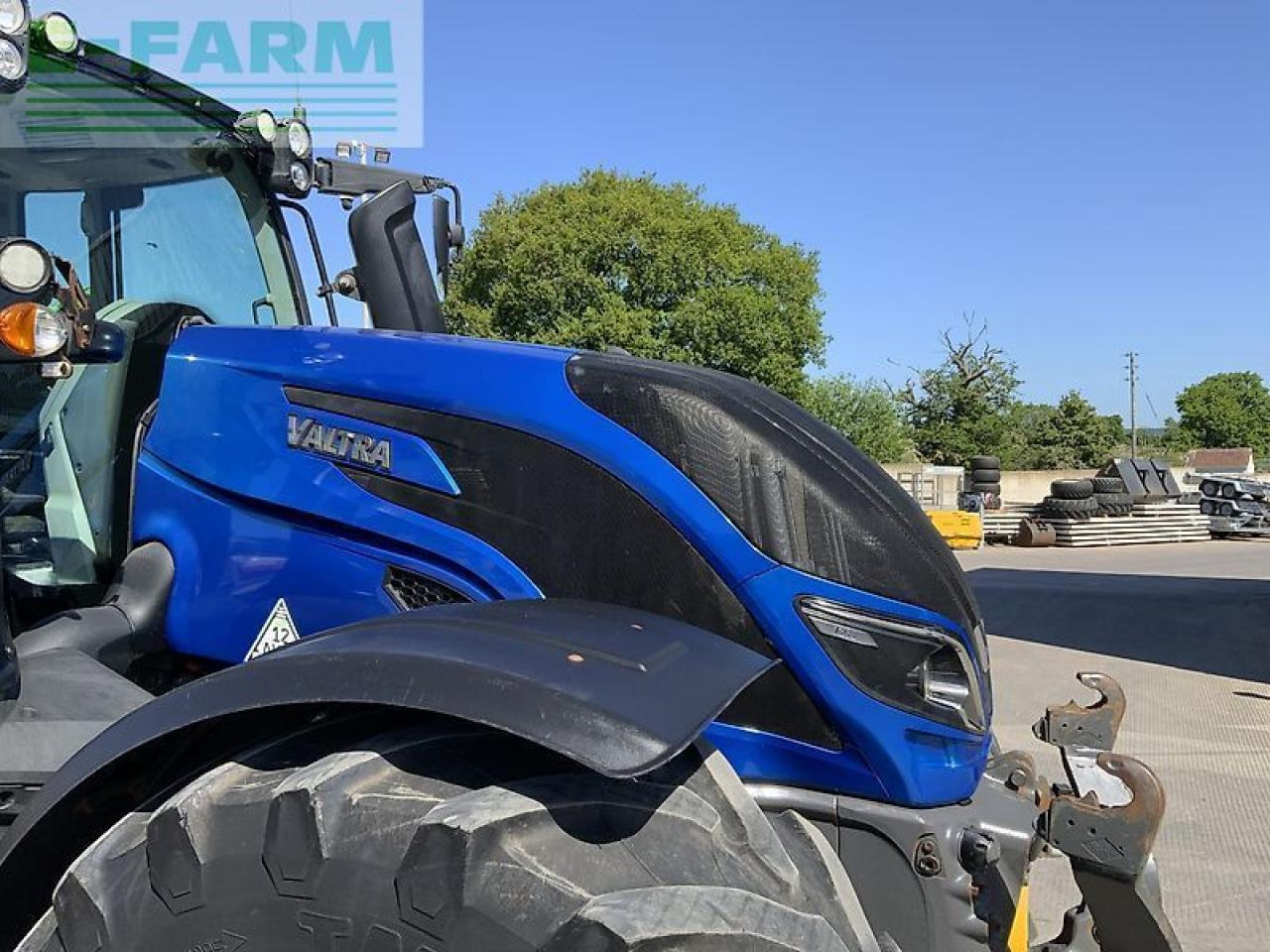 Traktor Valtra t234 direct twin track reverse drive tractor (st23213) Direct: gambar 14