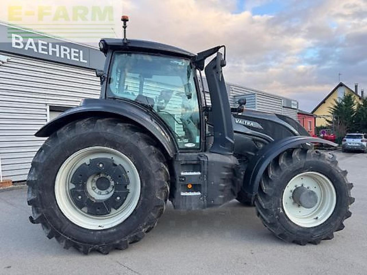 Valtra t254v - Traktor: gambar 3 Valtra t254v - Traktor: gambar 3