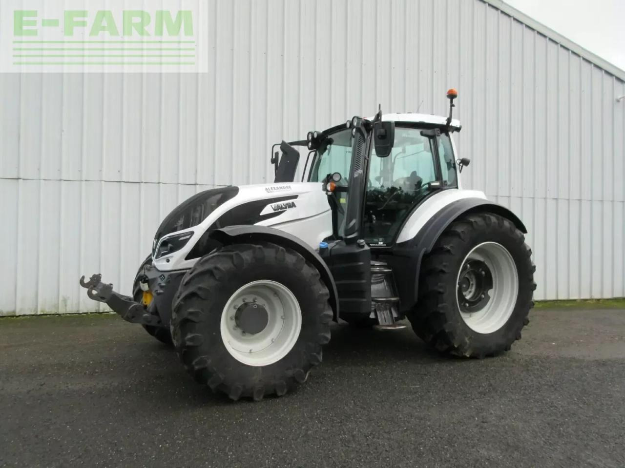 Valtra tracteur valtra t 214 direct Direct - Traktor: gambar 1 Valtra tracteur valtra t 214 direct Direct - Traktor: gambar 1