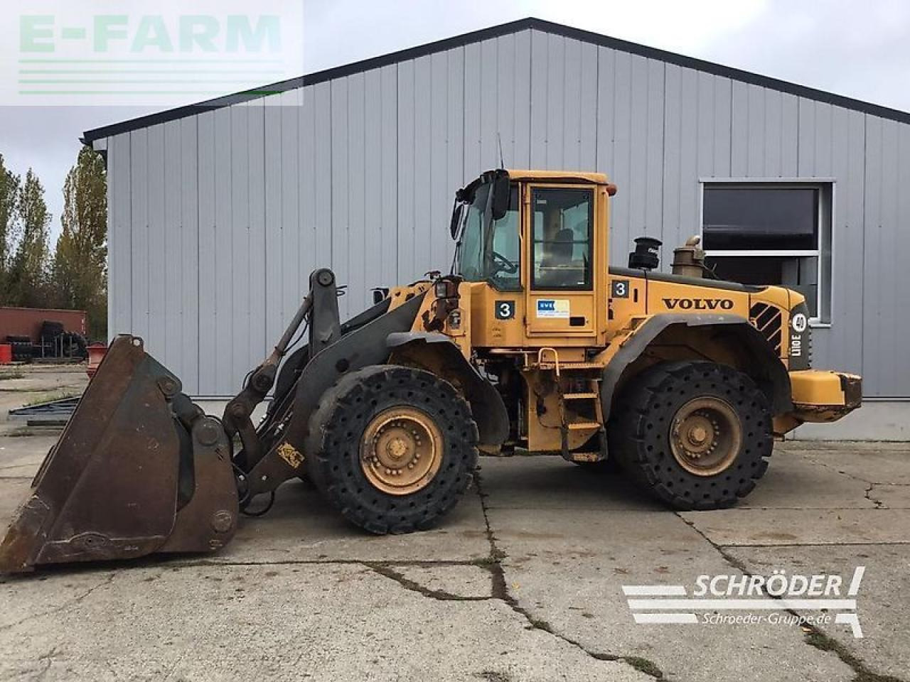 Volvo l 110 e - Ekskavator mini: gambar 1 Volvo l 110 e - Ekskavator mini: gambar 1