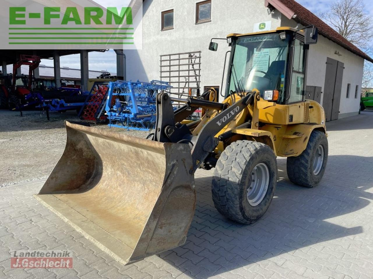 Volvo l 30b pro - Ekskavator mini: gambar 1 Volvo l 30b pro - Ekskavator mini: gambar 1