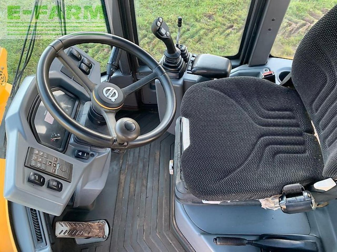 Volvo l35 g - Ekskavator mini: gambar 5 Volvo l35 g - Ekskavator mini: gambar 5