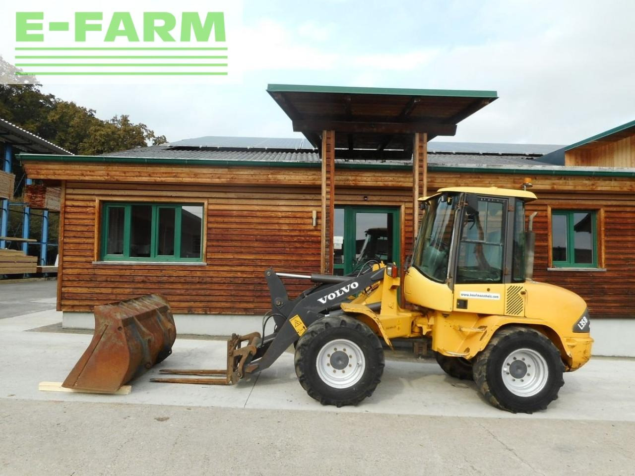 Volvo l35b-z/s ( 6.650kg ) - Ekskavator mini: gambar 1 Volvo l35b-z/s ( 6.650kg ) - Ekskavator mini: gambar 1