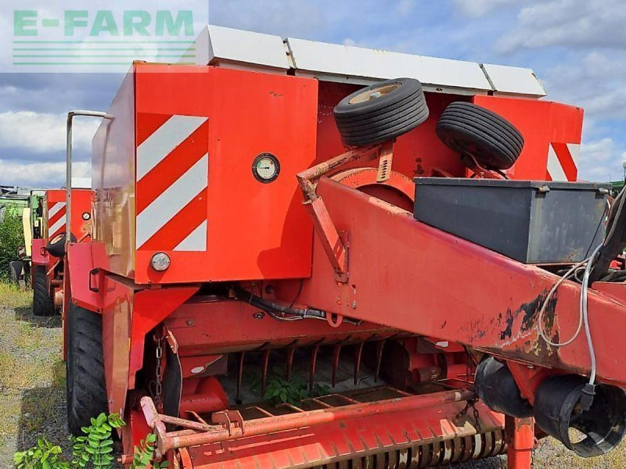 Welger d 6000 - Baler persegi: gambar 5 Welger d 6000 - Baler persegi: gambar 5