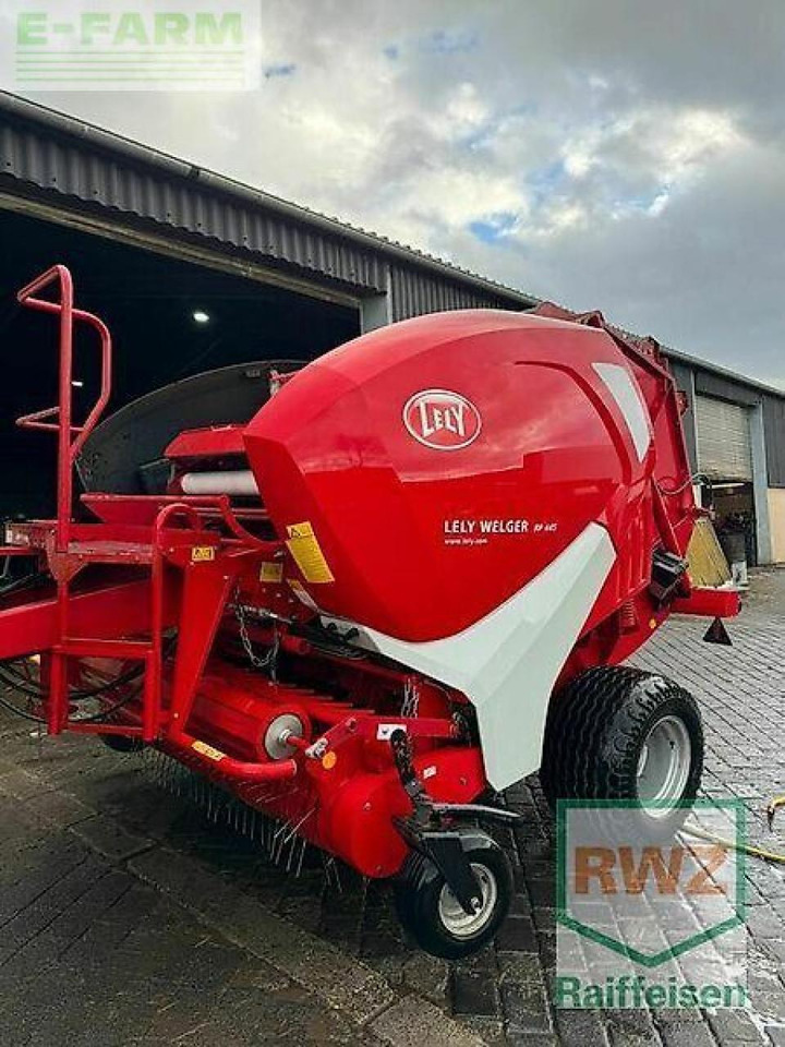 Welger rp 445 - Baler persegi: gambar 1 Welger rp 445 - Baler persegi: gambar 1