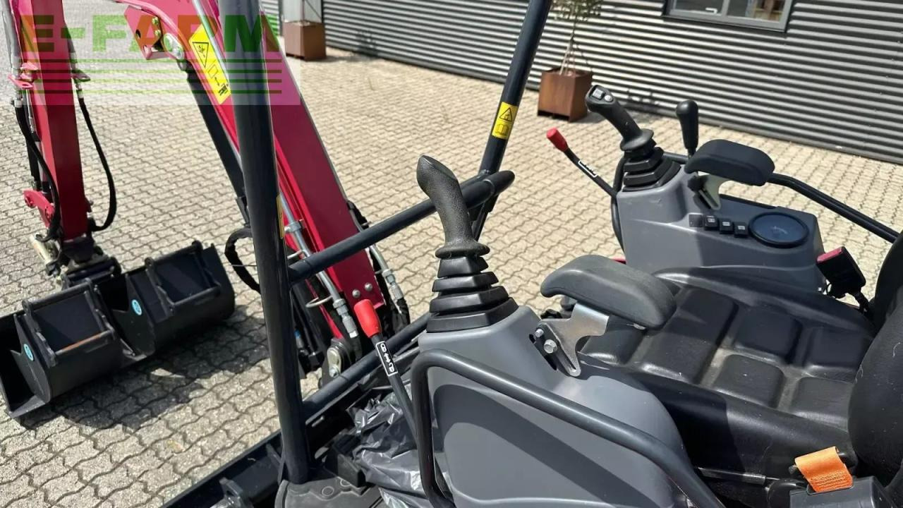 Yanmar vio17 - Ekskavator mini: gambar 5 Yanmar vio17 - Ekskavator mini: gambar 5