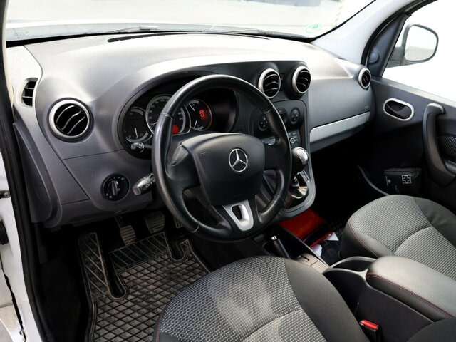 MERCEDES-BENZ Citan 111 Tourer,Klima,Sitzheizung,Tempomat - Van penumpang: gambar 2 MERCEDES-BENZ Citan 111 Tourer,Klima,Sitzheizung,Tempomat - Van penumpang: gambar 2