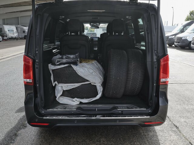 MERCEDES-BENZ EQV 300 Avantgarde,Extralang,6Sitze,2xKlima,LED... - Bus mini, Bus listrik: gambar 2 MERCEDES-BENZ EQV 300 Avantgarde,Extralang,6Sitze,2xKlima,LED... - Bus mini, Bus listrik: gambar 2