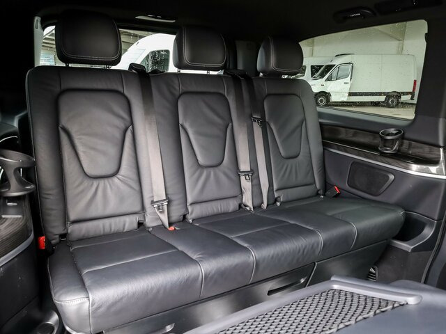 MERCEDES-BENZ EQV 300 Avantgarde,lang,6Sitze,2xSchiebetür el.... - Bus mini, Bus listrik: gambar 3 MERCEDES-BENZ EQV 300 Avantgarde,lang,6Sitze,2xSchiebetür el.... - Bus mini, Bus listrik: gambar 3