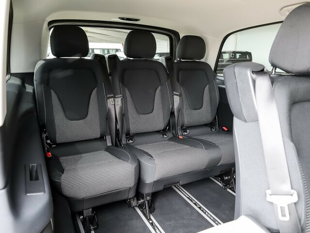 MERCEDES-BENZ EQV 300 Extralang,8Sitze,2xelektr.Schiebetür,LED - Van penumpang, Van listrik: gambar 4 MERCEDES-BENZ EQV 300 Extralang,8Sitze,2xelektr.Schiebetür,LED - Van penumpang, Van listrik: gambar 4