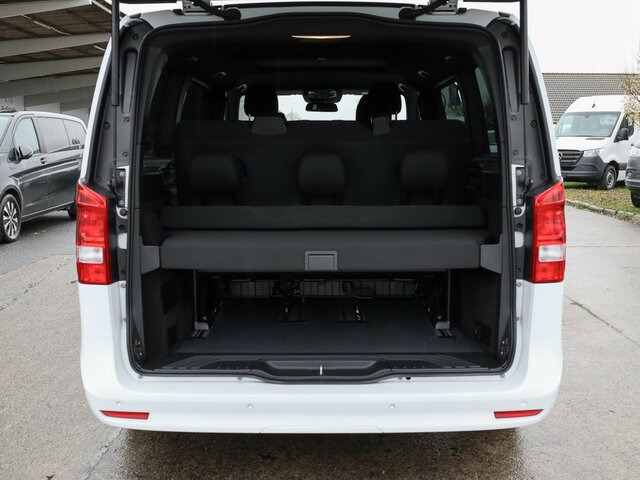 MERCEDES-BENZ EQV 300 lang,6Sitze,Liegepaket,Tisch,Schiebedach... - Van penumpang, Van listrik: gambar 2 MERCEDES-BENZ EQV 300 lang,6Sitze,Liegepaket,Tisch,Schiebedach... - Van penumpang, Van listrik: gambar 2