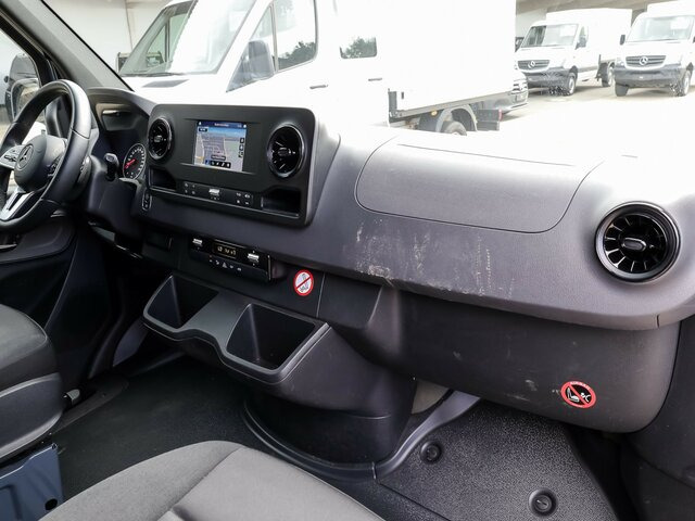 MERCEDES-BENZ Sprinter 315 CDI Kasten,3924mm,Automatik,LED... - Van panel: gambar 4 MERCEDES-BENZ Sprinter 315 CDI Kasten,3924mm,Automatik,LED... - Van panel: gambar 4